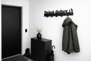 Wieszak na ubrania do przedpokoju metalowy Dzień dobry 54cm