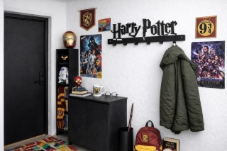 Wieszak na ubrania do przedpokoju metalowy Harry Potter 65cm